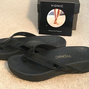 Vionic Hightide Platform Sandal - Black size 8